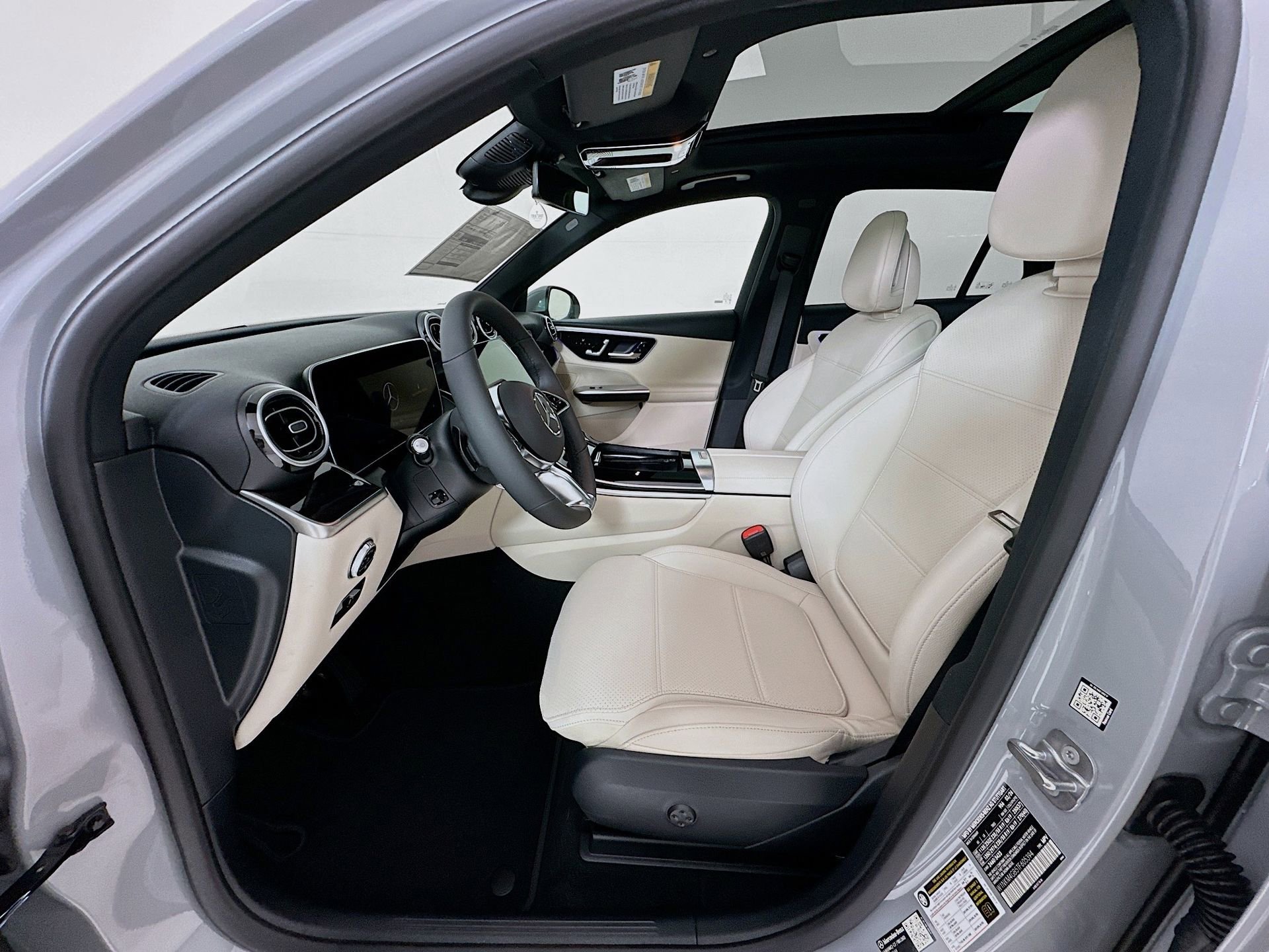 New 2026 Mercedes-Benz GLC 300 image 21