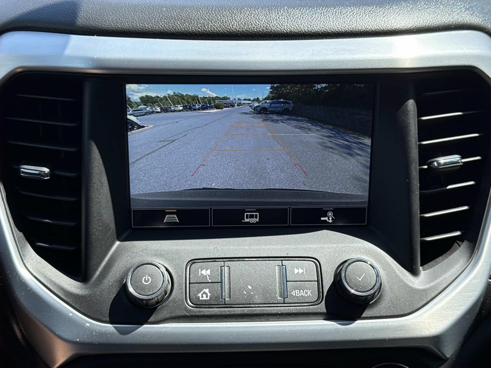 Used 2021 GMC Acadia SLT w/ Preferred Package AWD/4WD image 11