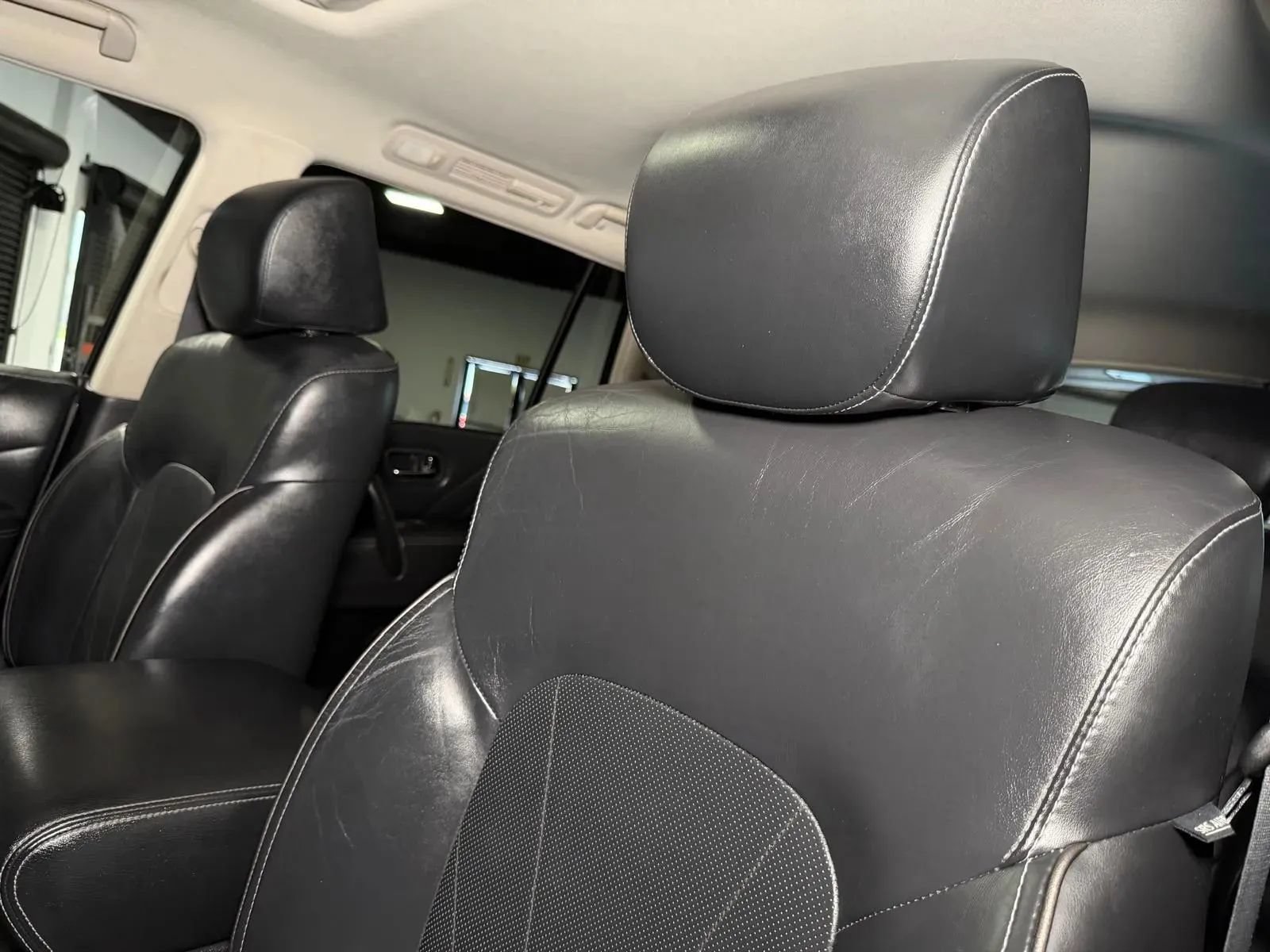 Used 2015 INFINITI QX80 2WD w/ Deluxe Technology Package image 33