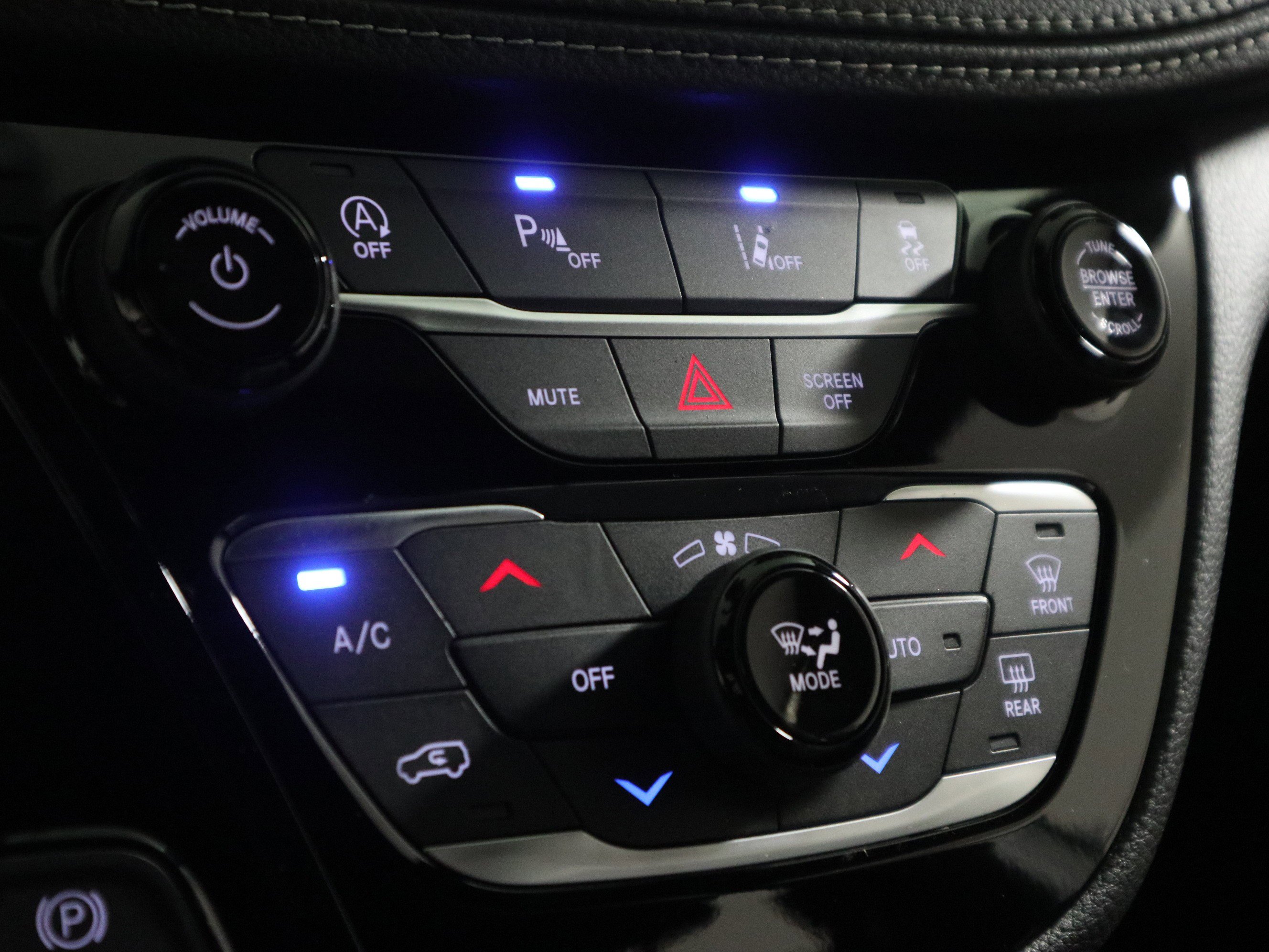 New 2026 Chrysler Pacifica Select image 27