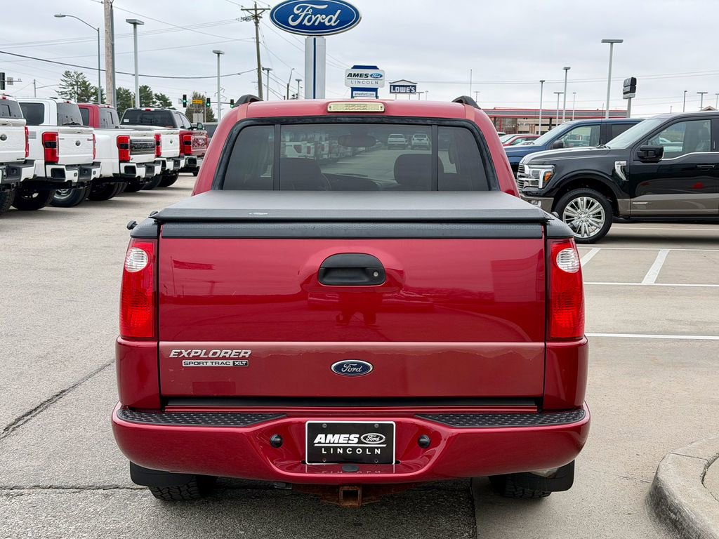 Used 2004 Ford Explorer Sport Trac 4x4 image 5
