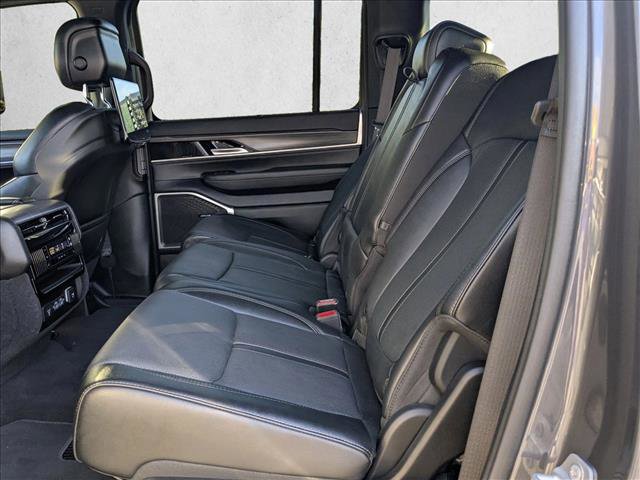 Used 2023 Jeep Wagoneer Series III w/ Rear Seat Video Group 1 image 16