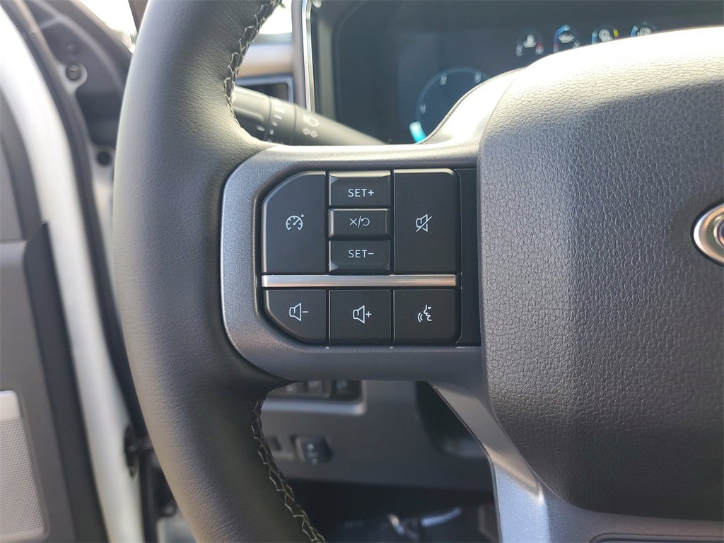 New 2026 Ford F350 Lariat w/ Black Appearance Package image 11