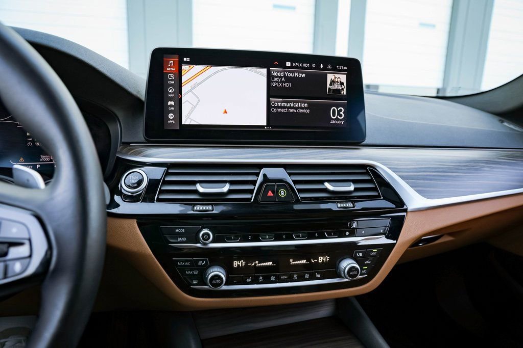 Used 2021 BMW 540i w/ Convenience Package RWD image 10