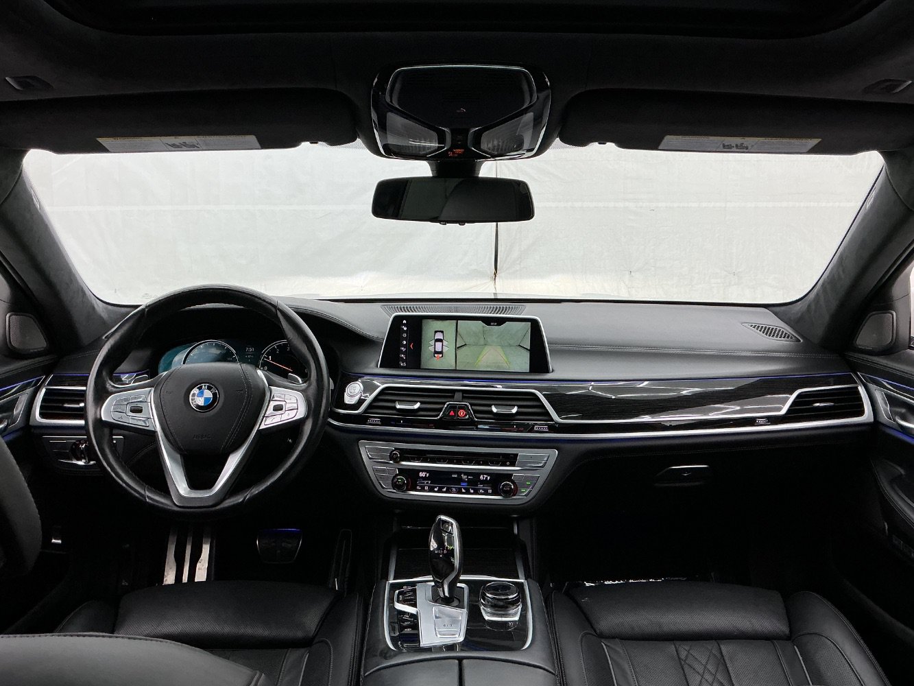 Used 2018 BMW 750i RWD image 29