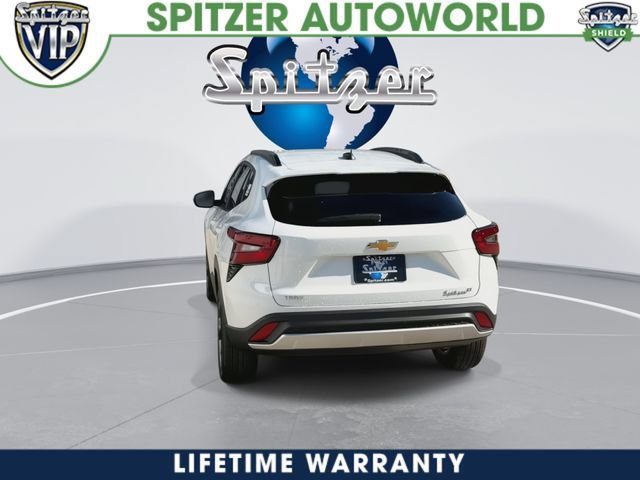 New 2026 Chevrolet Trax LT w/ LT Convenience Package FWD image 7