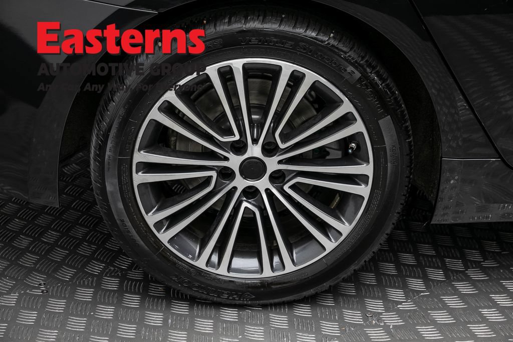 Used 2019 BMW 530i xDrive AWD/4WD image 31