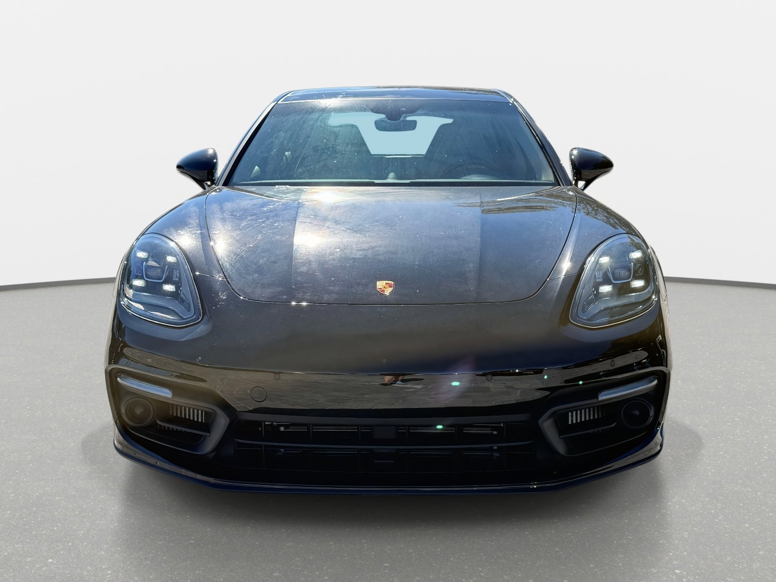 Used 2022 Porsche Panamera 4 image 8