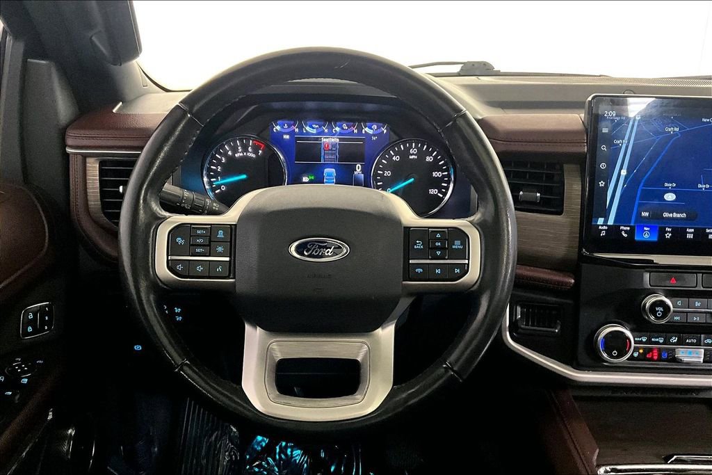 Used 2023 Ford Expedition Max Limited RWD image 5