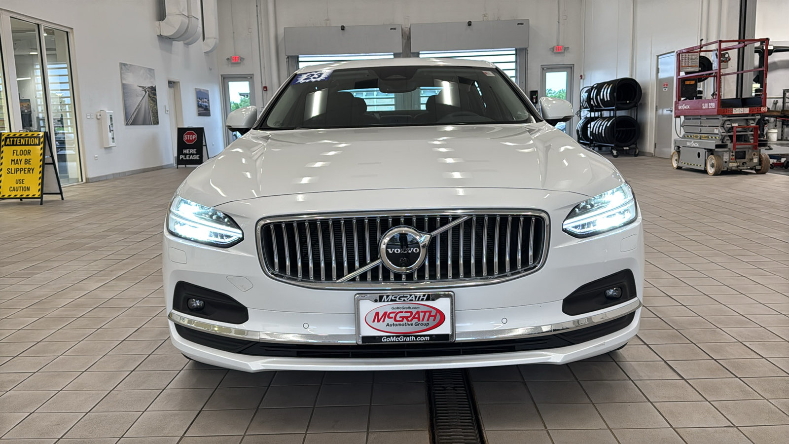 Certified 2023 Volvo S90 B6 Ultimate AWD/4WD image 10