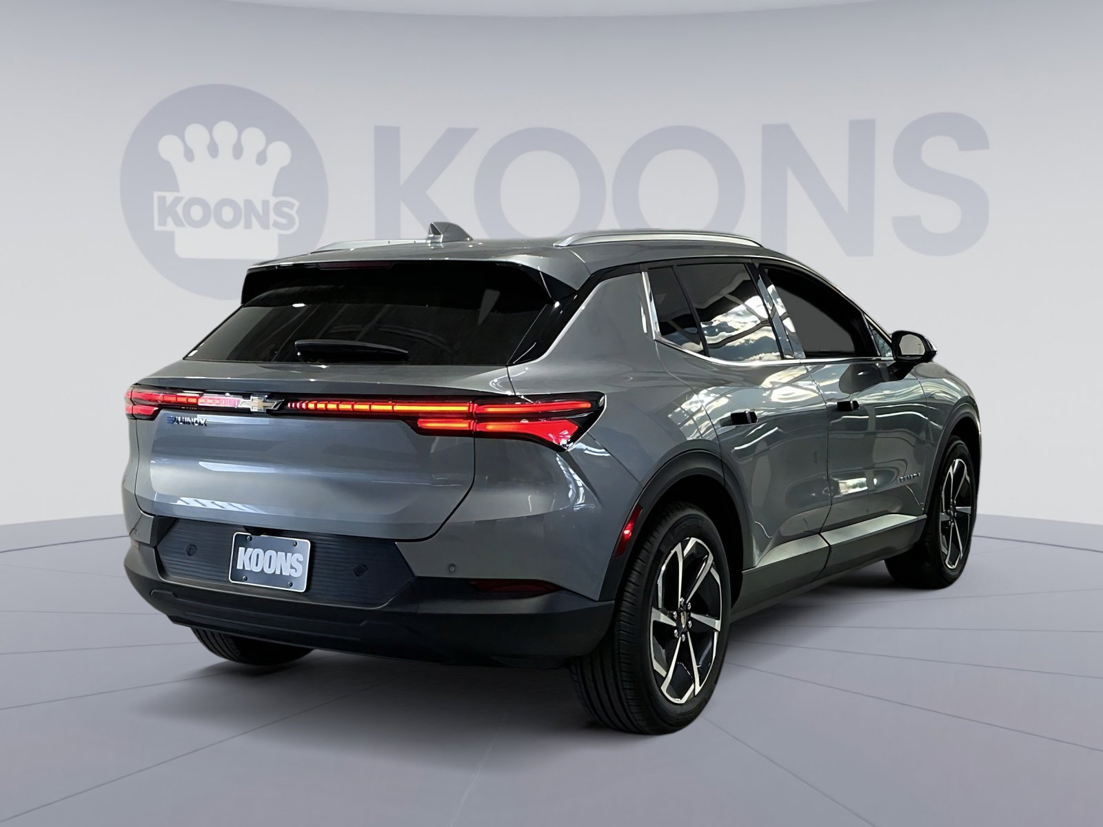 New 2026 Chevrolet Equinox EV LT image 16