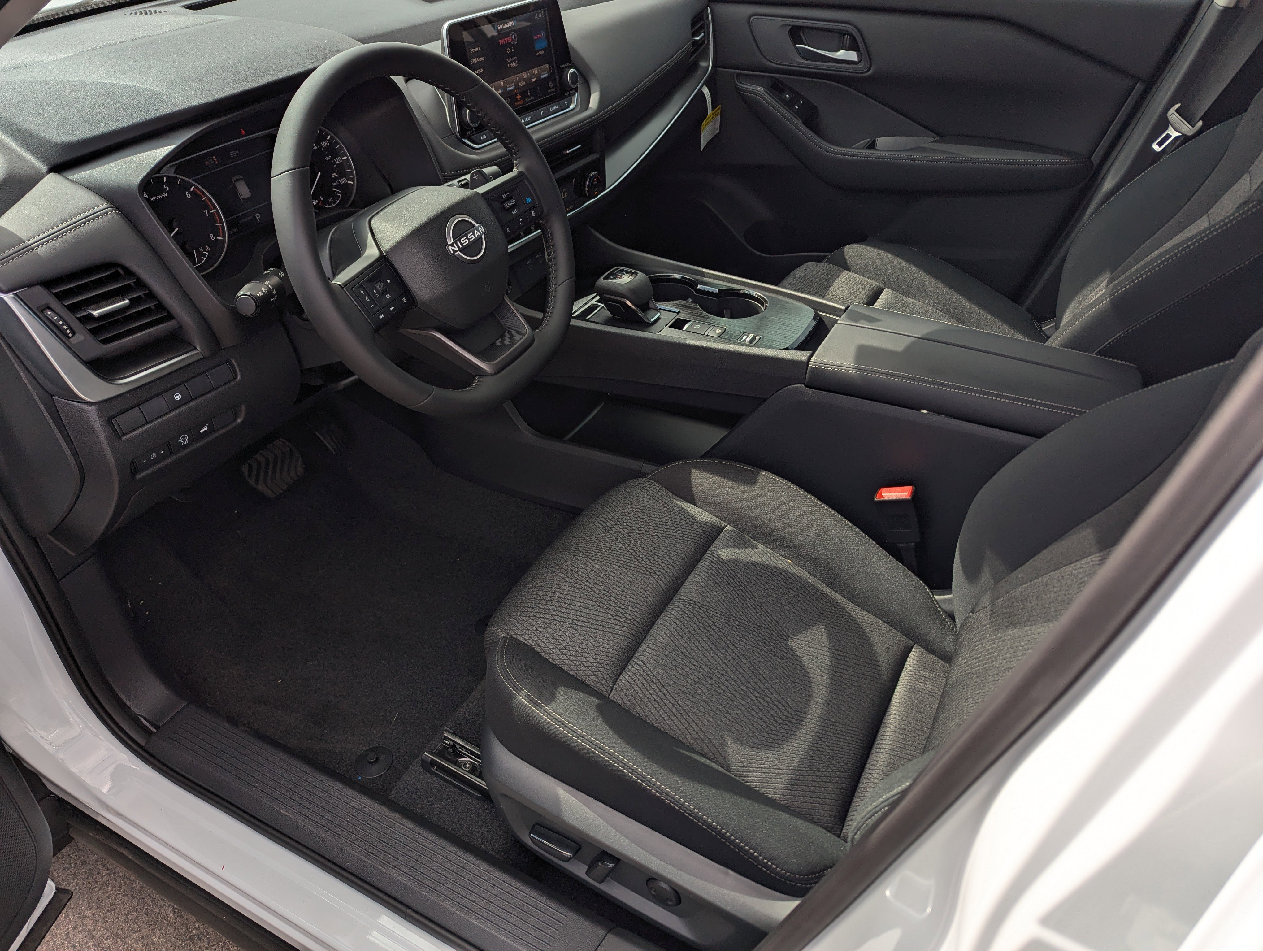 New 2026 Nissan Rogue SV image 9
