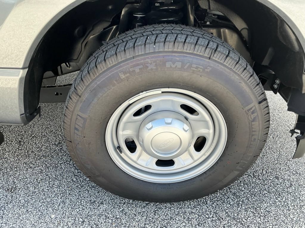 New 2026 Ford F250 XL RWD image 18