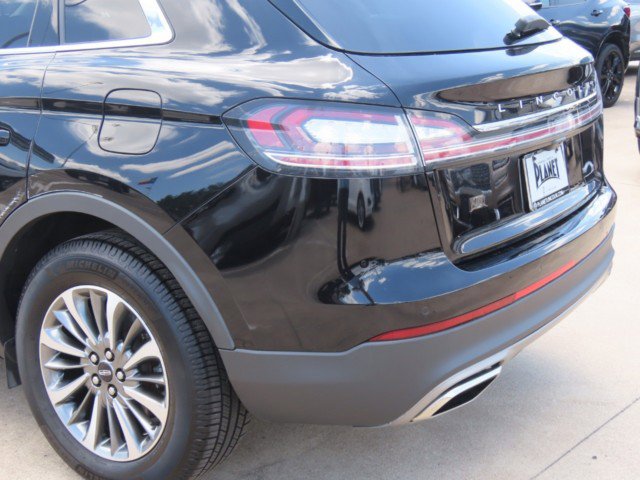 Used 2023 Lincoln Nautilus FWD w/ Premium Package image 14