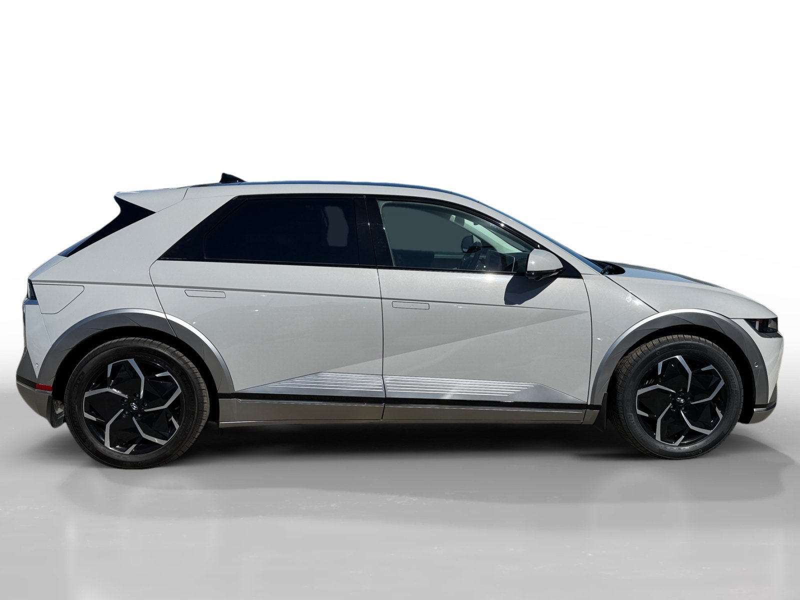 Certified 2024 Hyundai Ioniq 5 Limited RWD image 6