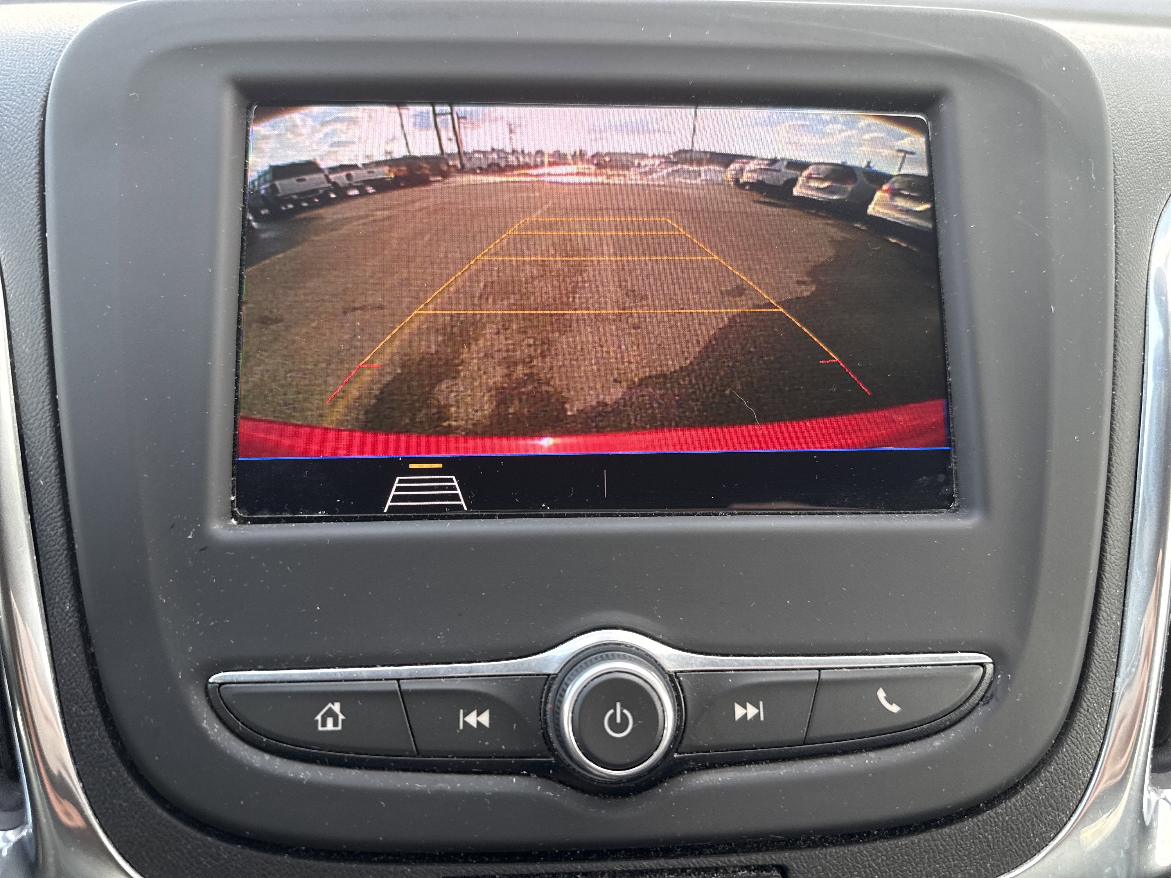 Used 2020 Chevrolet Equinox LT image 13