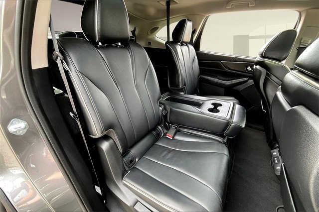 Used 2023 Acura MDX SH-AWD w/ Advance Package image 24