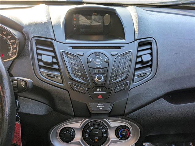 Used 2016 Ford Fiesta SE image 10
