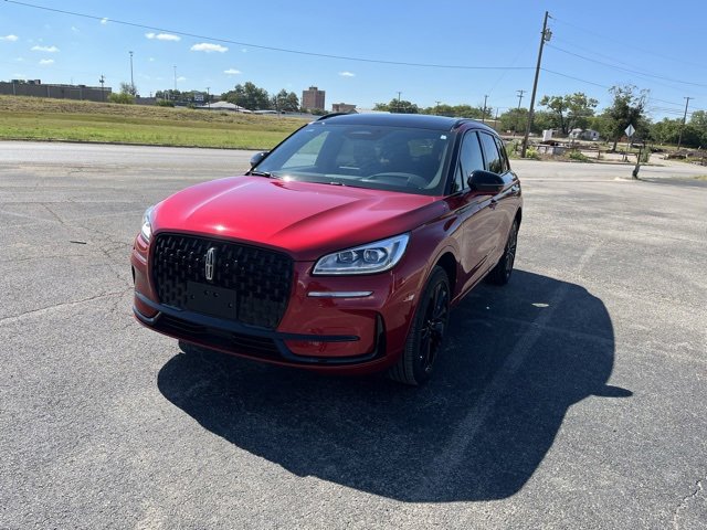 New 2025 Lincoln Corsair Reserve w/ Equipment Group 202A image 3