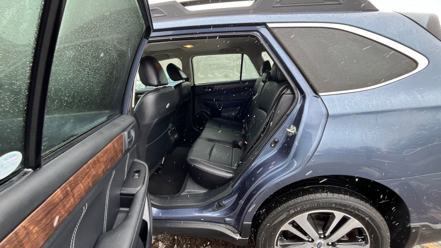 Used 2018 Subaru Outback 2.5i Limited image 21