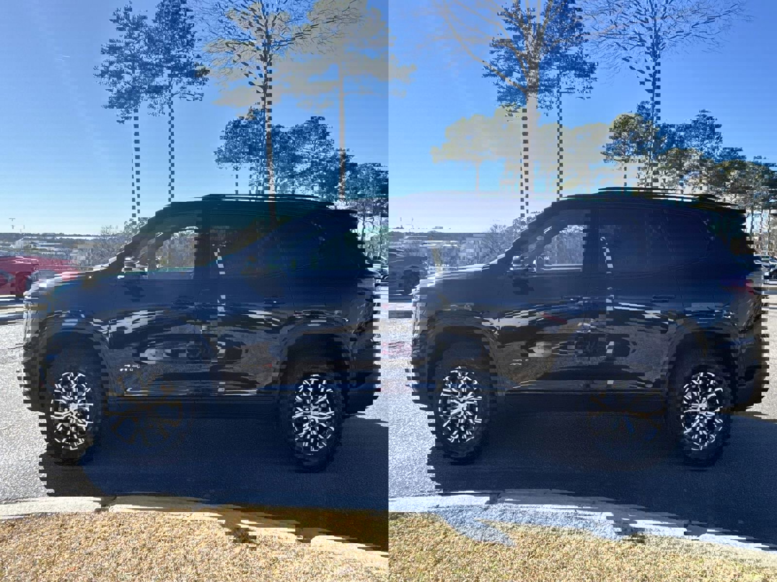 Used 2026 GMC Acadia AT4 w/ Super Cruise Package image 7