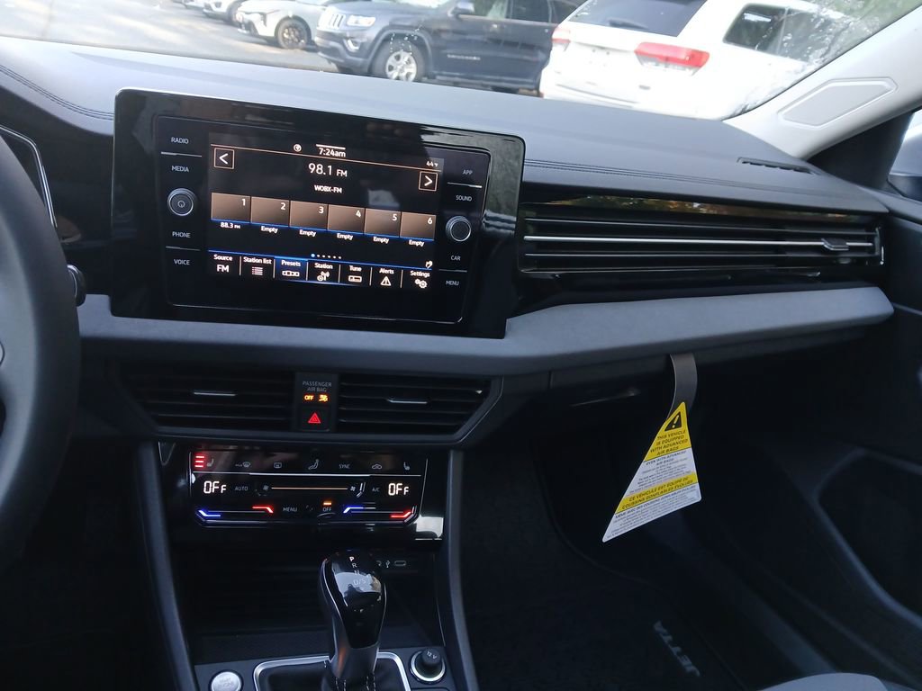 New 2026 Volkswagen Jetta SE image 17