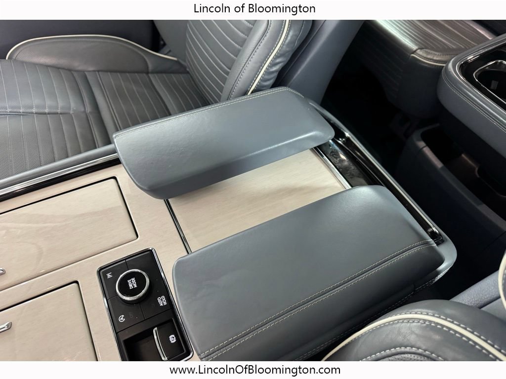 Certified 2023 Lincoln Navigator L Black Label AWD/4WD image 33