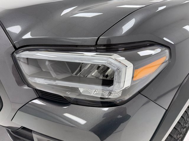Used 2019 Toyota Tacoma TRD Off-Road image 5