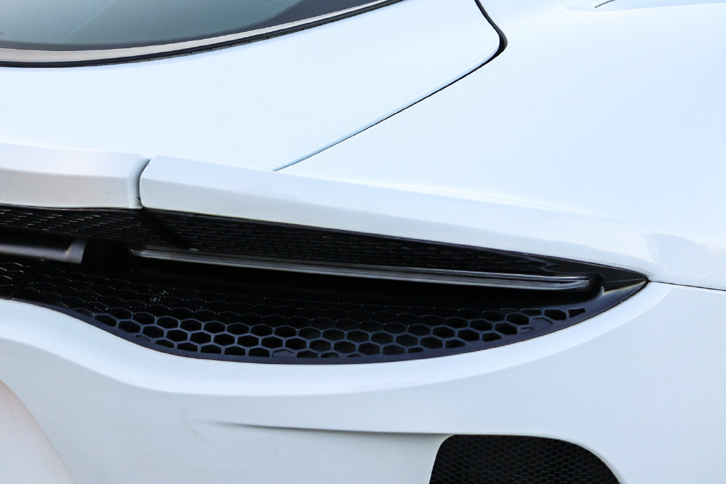 Used 2022 McLaren GT RWD image 9
