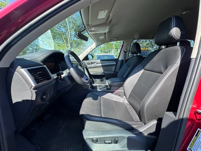 Used 2023 Volkswagen Atlas SE w/ Black Wheel Package FWD image 24