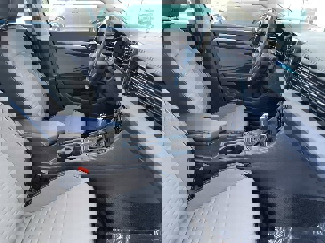 New 2025 Volkswagen Jetta SE image 33