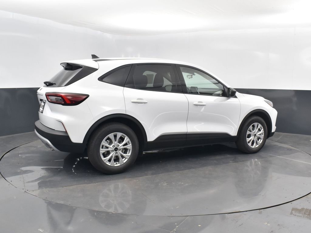 New 2026 Ford Escape Active image 2