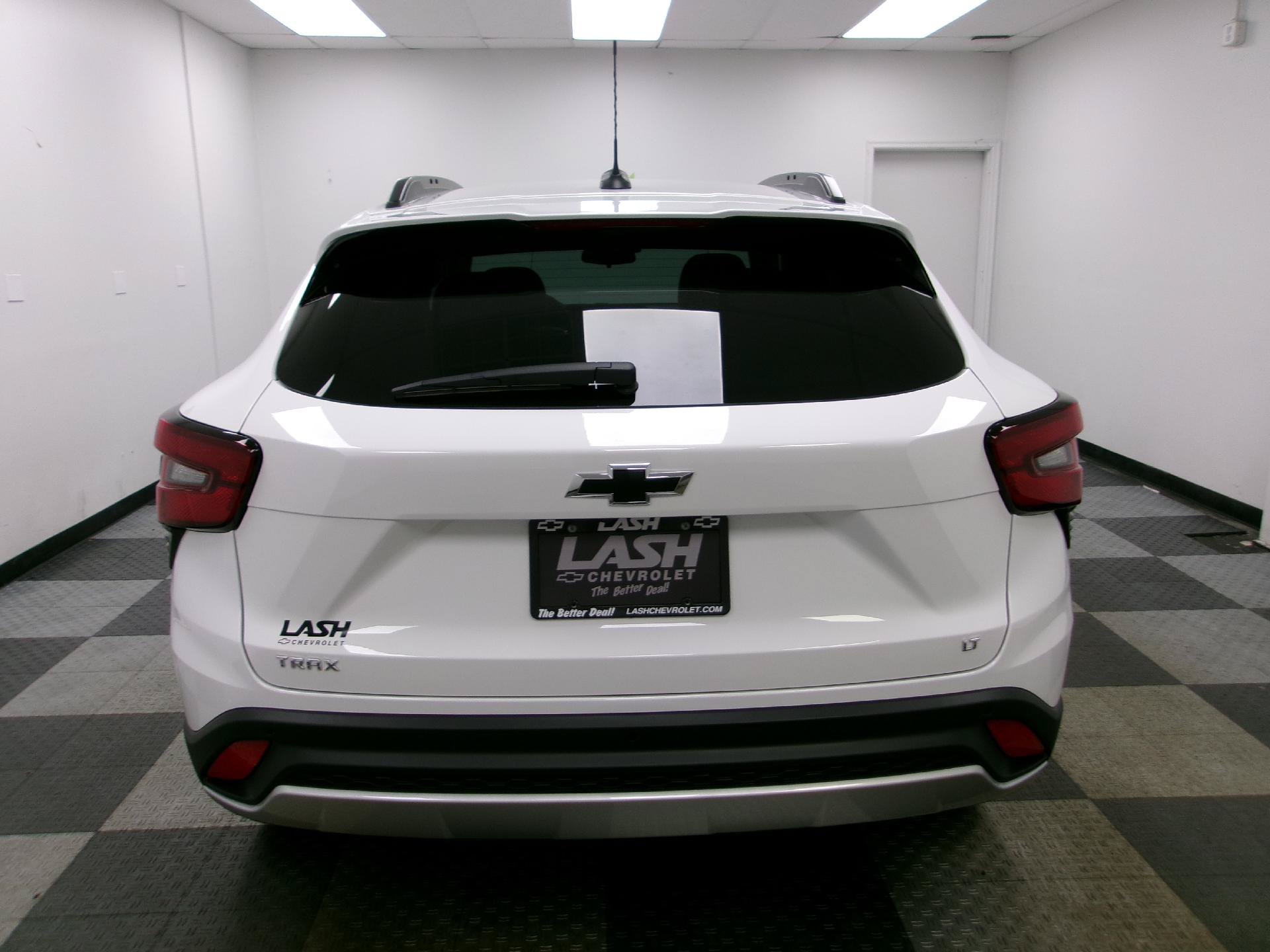 New 2026 Chevrolet Trax LT w/ Driver Confidence Package FWD image 12