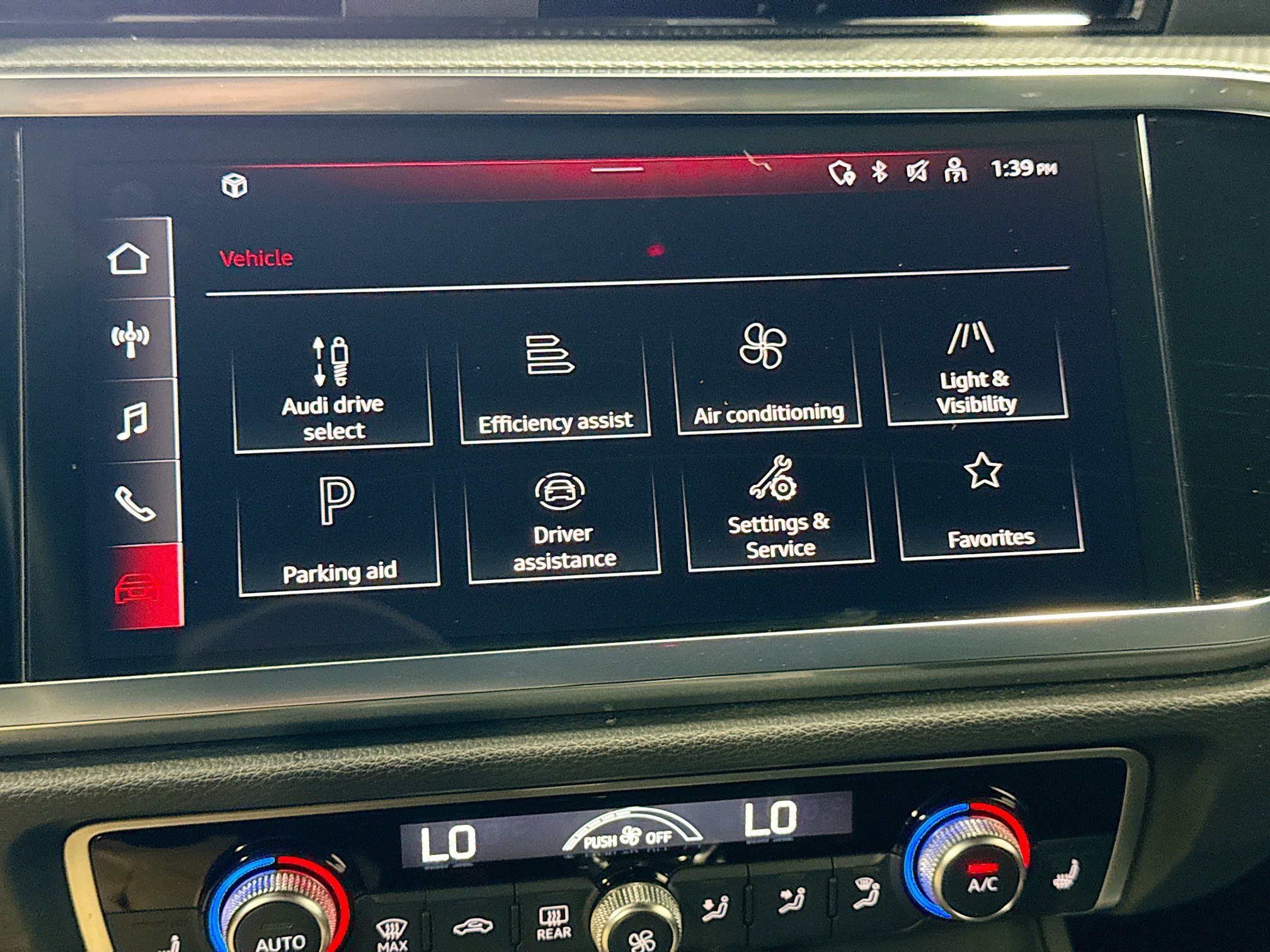 Used 2024 Audi Q3 2.0T Premium Plus image 32