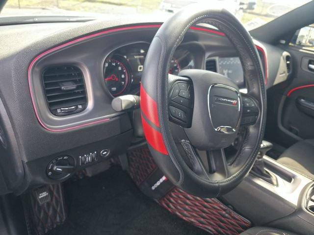 Used 2023 Dodge Charger R/T w/ Blacktop Package image 11