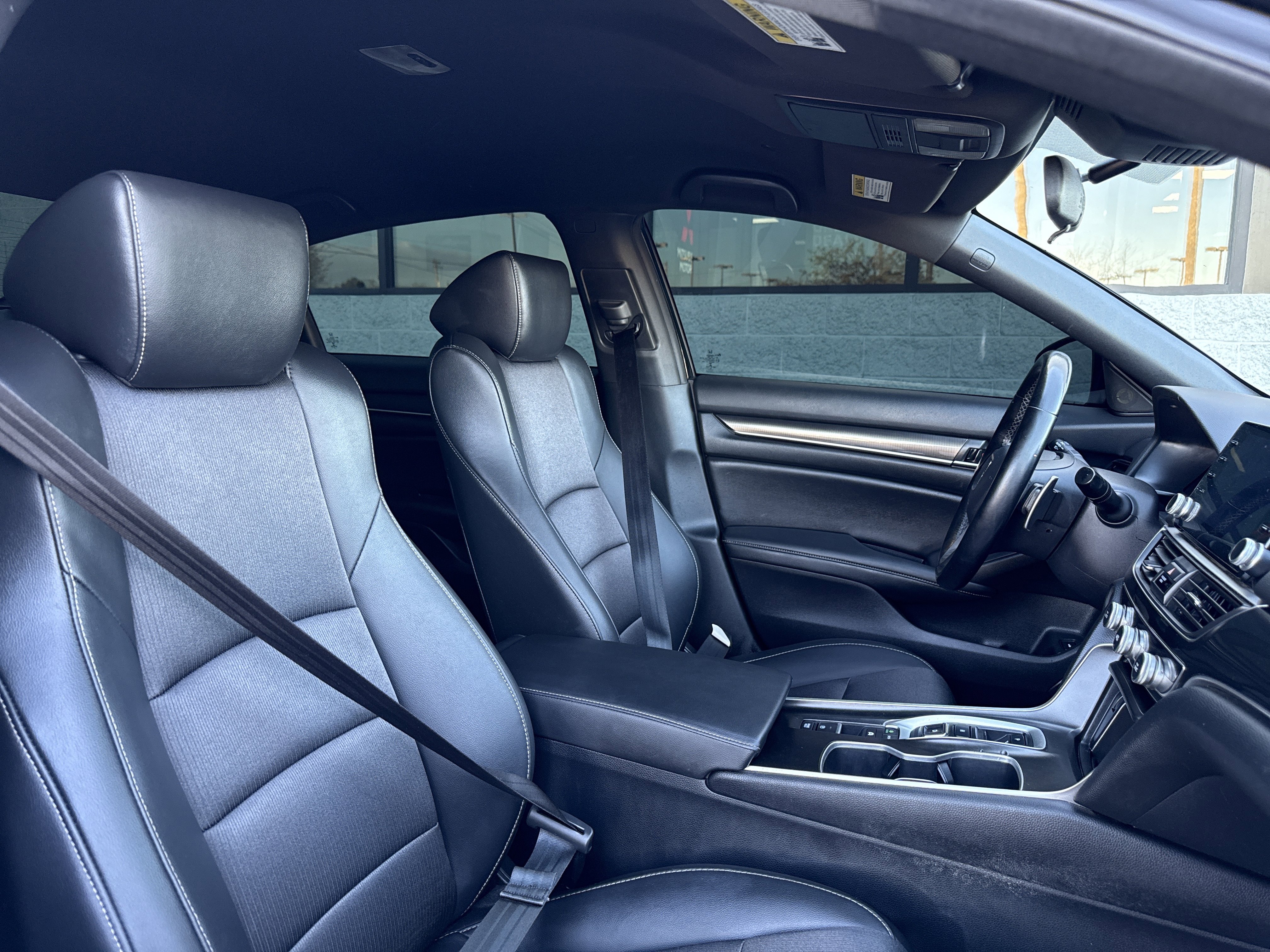 Used 2022 Honda Accord Sport image 40