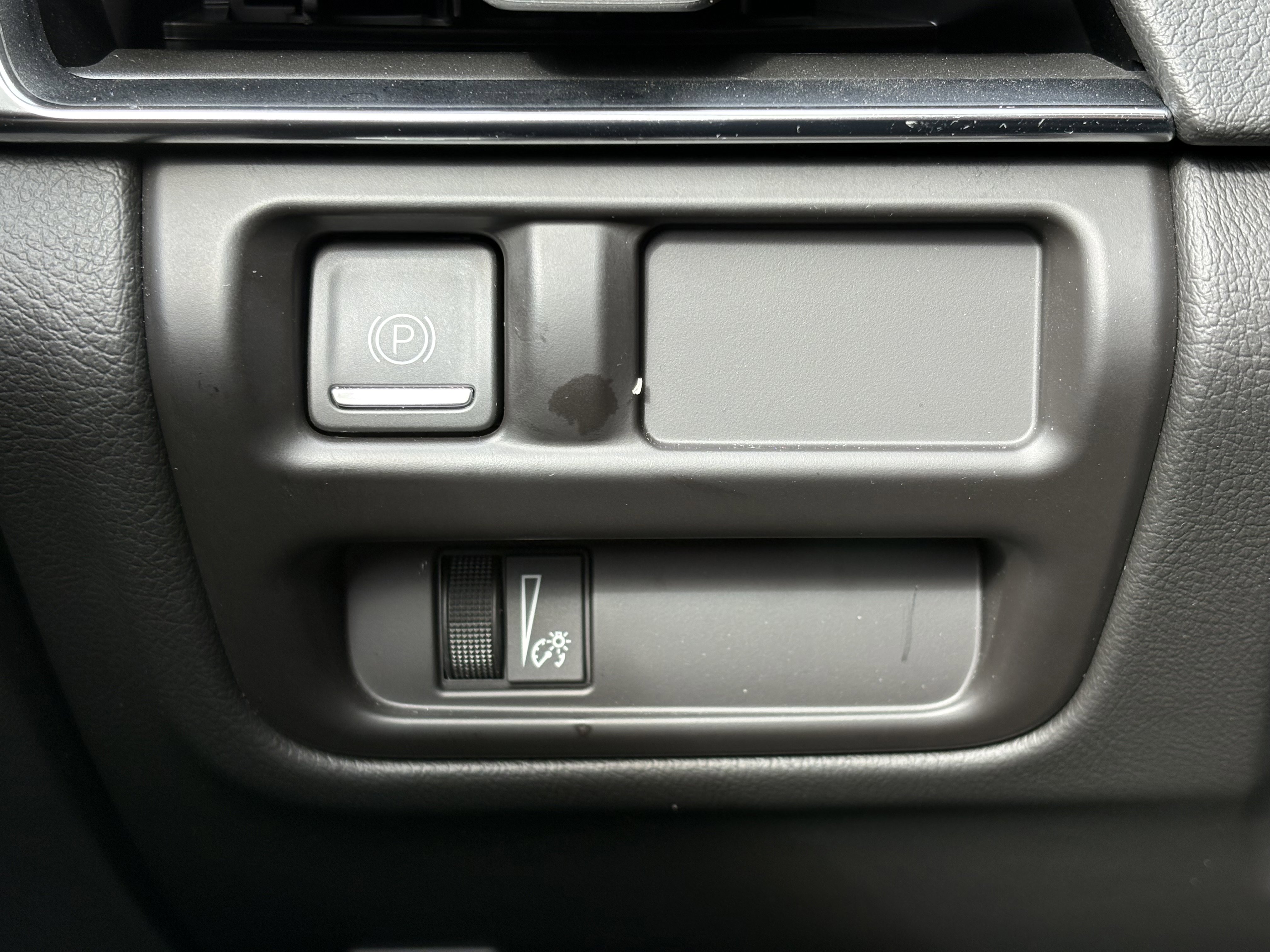 Certified 2025 Cadillac CT5 Sport w/ Sun And Sound Package image 31