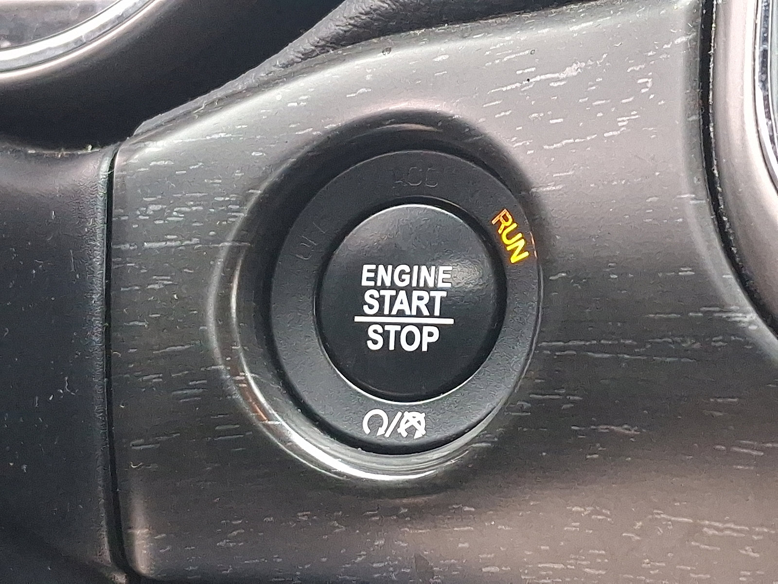 Used 2017 Jeep Grand Cherokee Altitude image 24