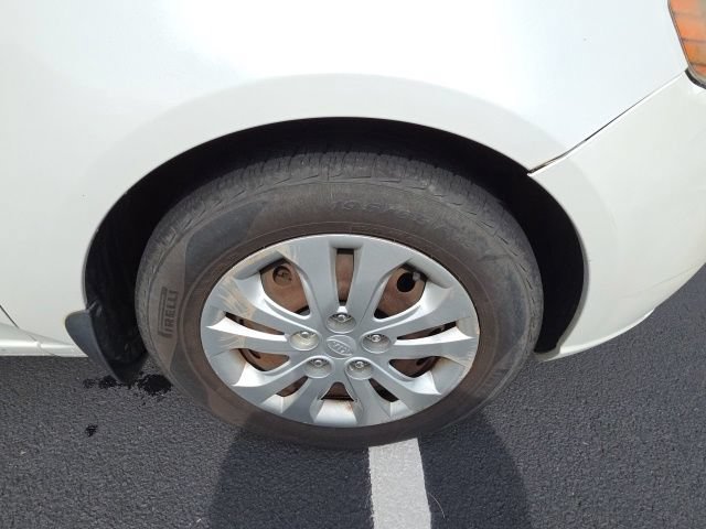 Used 2012 Kia Forte EX FWD image 29