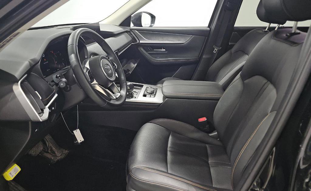 Used 2024 MAZDA CX-90 Plug-In Hybrid w/ Preferred AWD/4WD image 3