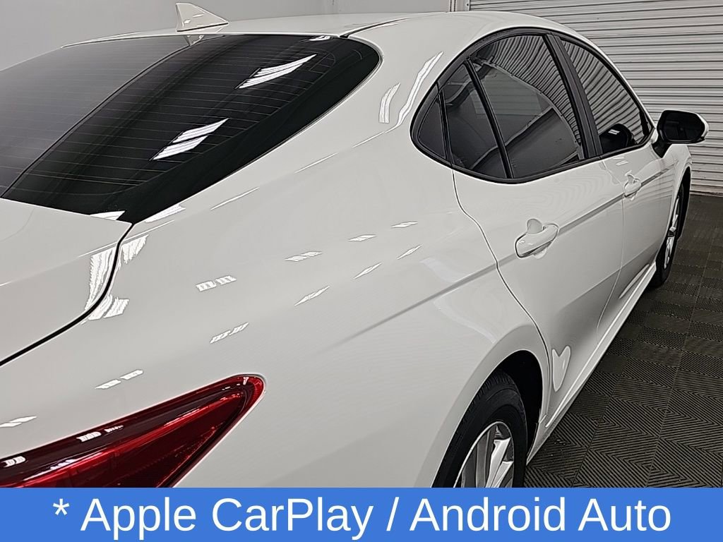 Used 2025 Toyota Camry LE FWD image 6