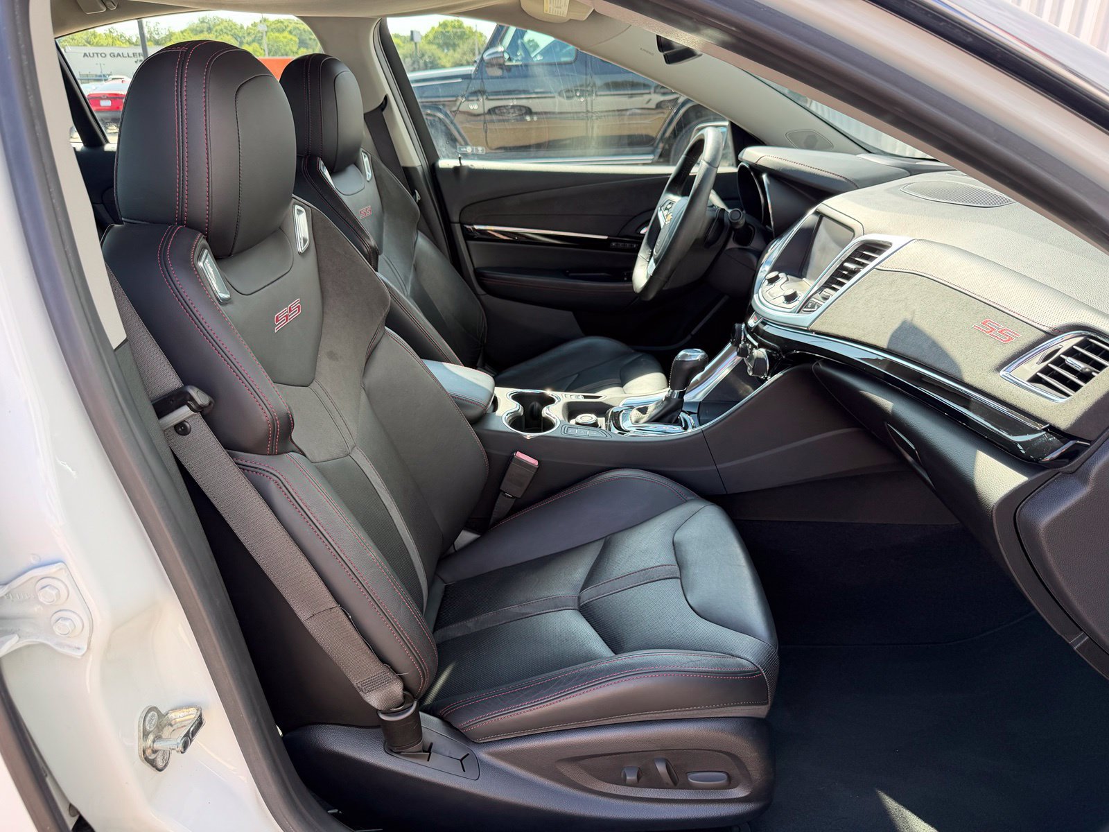Used 2016 Chevrolet SS RWD image 24