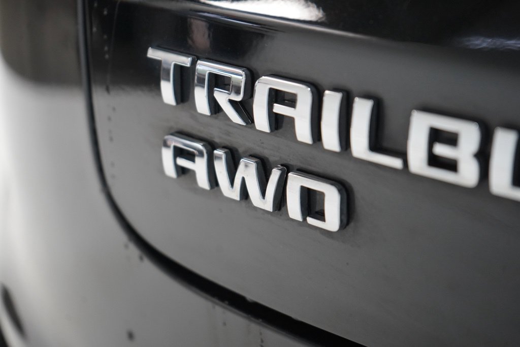 Used 2022 Chevrolet TrailBlazer LT w/ Convenience Package AWD/4WD image 13