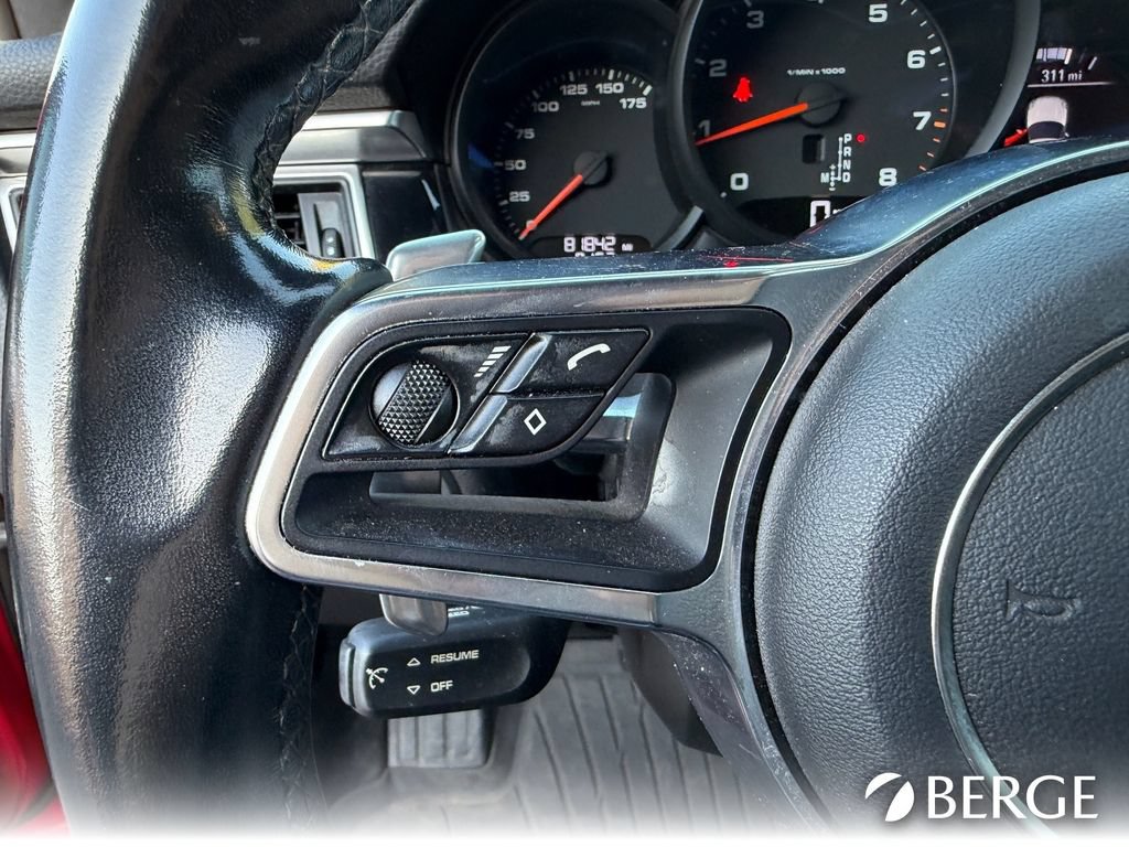 Used 2017 Porsche Macan AWD/4WD image 18