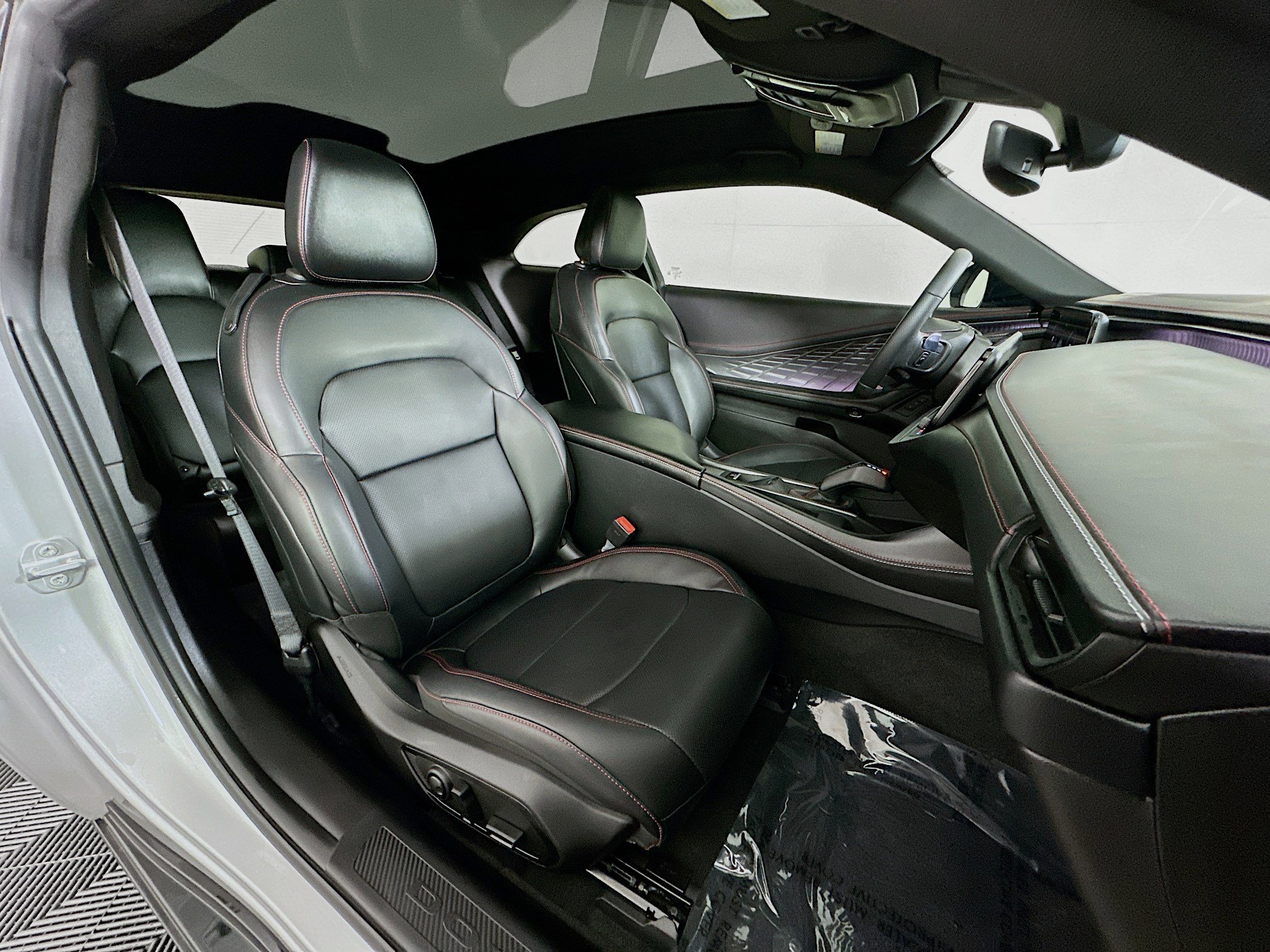 Used 2024 Dodge Charger R/T w/ Plus Group image 28