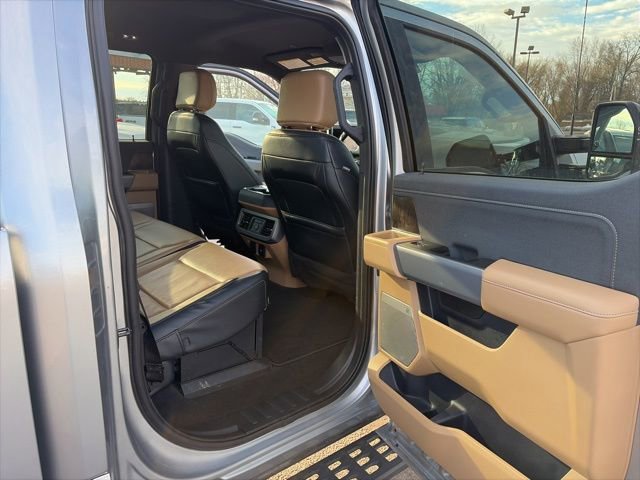 Used 2024 Ford F350 Lariat w/ Tremor Off-Road Package image 22