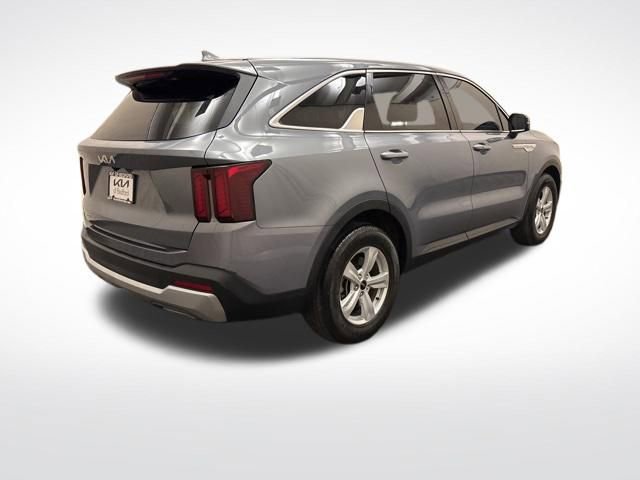 Certified 2024 Kia Sorento LX image 5