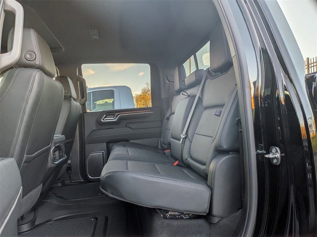 New 2026 GMC Sierra 2500 Denali w/ Max Trailering Package image 9