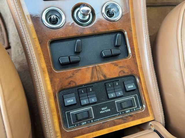 Used 1991 Rolls-Royce Corniche III RWD image 15