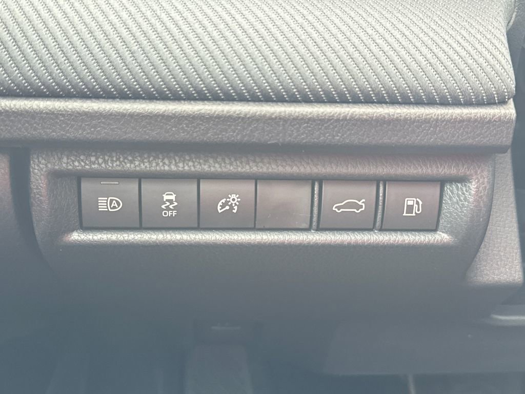 New 2026 Toyota Camry SE FWD image 33